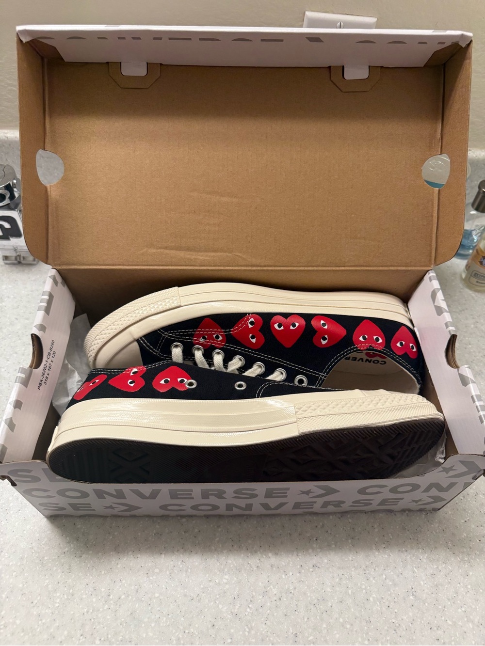 Converse Mens Black Canvas Low-Top Sneakers with Red Heart Print